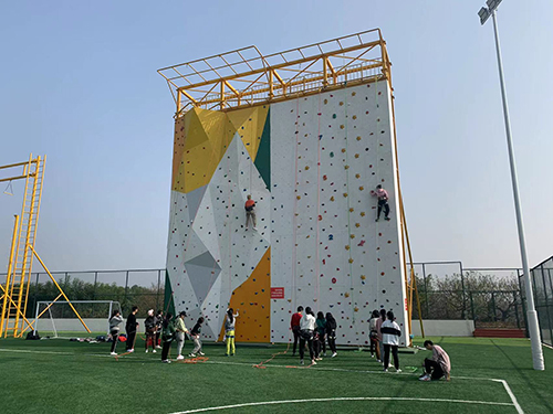 黑龙江学校攀岩墙