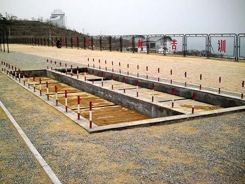 黑龙江400米渡海登训练器材｜跨网